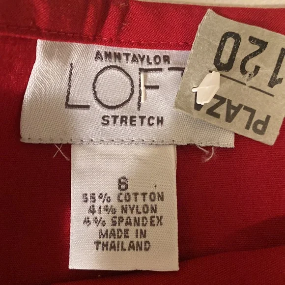 Ann Taylor LOFT Red Stretch Skirt. Size 6. - Picture 2 of 6